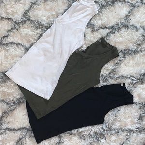 Express V-neck tanktop